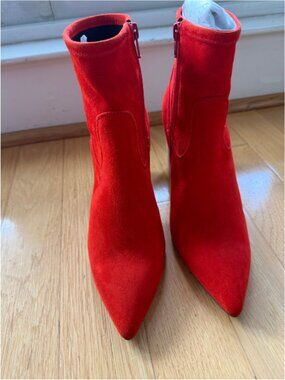 Red Suede Le Pepe Italian Leather Booties, Brand new/never worn. Size 8.5/ 39.5